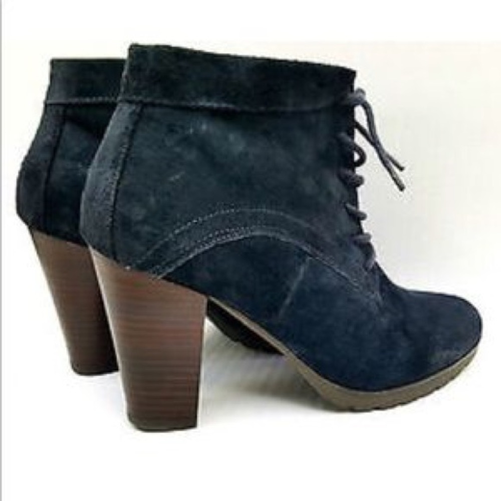 Nine West Lace It Up Navy Boot Size 8.5